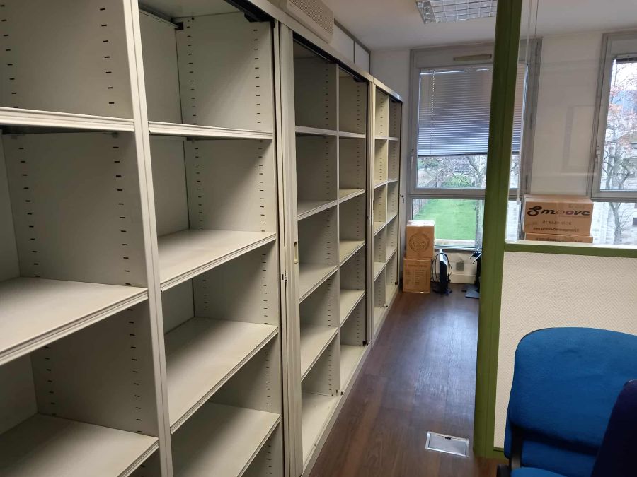 Bureaux vide après passage de débarras intégral Paris et Ile de France. Débarras pour les professionnels dans le 75, 77, 78, 91, 92, 93, 94, 95, 60